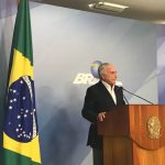 Em nova tentativa de pôr fim à greve de caminhoneiros, Temer anuncia redução de R$ 0,46 no litro do diesel por 60 dias