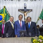 Camilo Santana prestigia cerimônia de posse dos deputados na Assembleia Legislativa