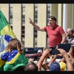 Ministro do STF, governadores, lideranças políticas e de classe criticam manifestação de Bolsonaro pró- intervenção militar