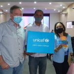 PREFEITO MOÉSIO LOIOLA PARTICIPA DE CERIMÔNIA PARA RECEBER O PRÊMIO DE SELO UNICEF