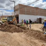 CAMPOS SALES CEARÁ – SECRETARIA DE OBRAS REALIZA AMPLIAÇÃO DE SANEAMENTO NA RUA VICENTE ALEXANDRINO