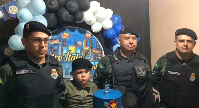 CAMPOS SALES – POLICIAIS MILITARES SURPREENDE MENINO AUTISTA NO DIA DO SEU ANIVERSÁRIO