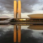 Congresso inicia semana com CPMI do INSS, mudanças no Imposto de Renda e debates sobre redes sociais