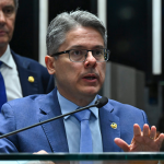 CCJ DO SENADO BARRA PEC DA BLINDAGEM